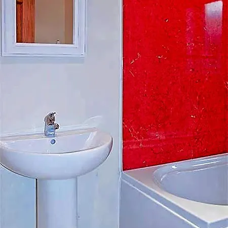 Hillview House Hostel Inverness-3
